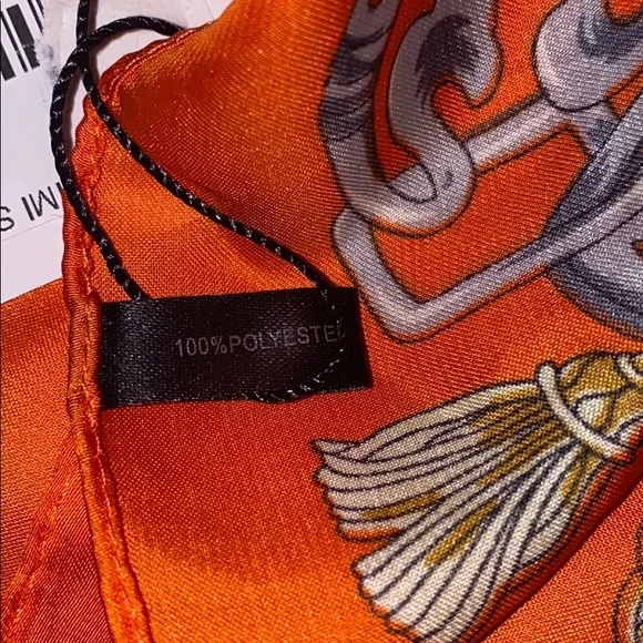 Simi Square Scarf - Picture 2 of 10